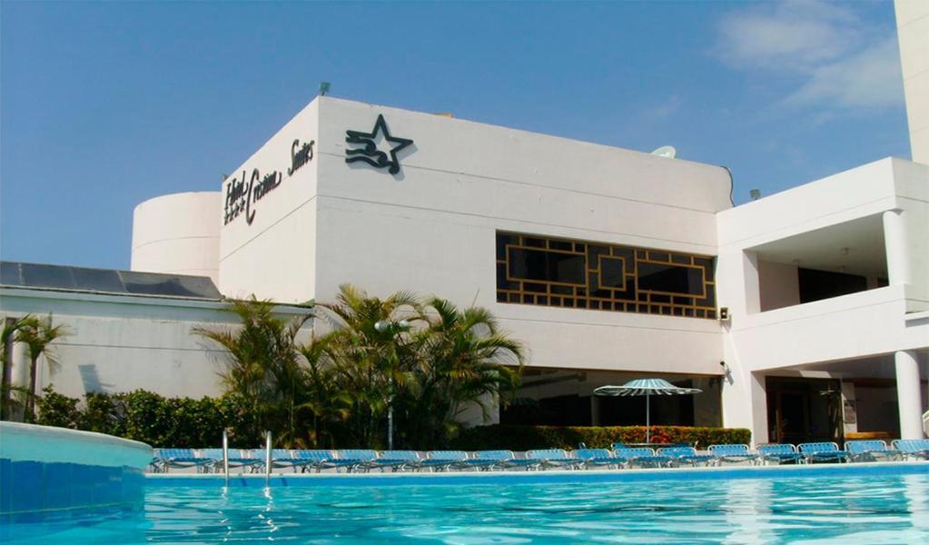 Hotel Cristina Suites Puerto La Cruz Екстер'єр фото